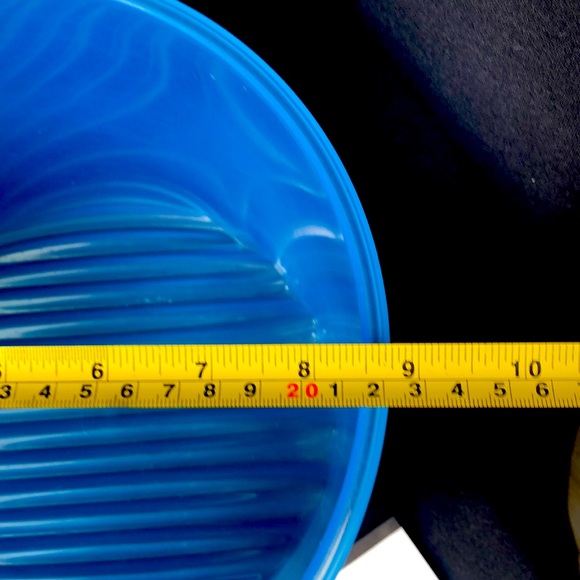 Fridgesmart Tupperware Keeps  vegetables and fruits longer - Picture 3 of 8